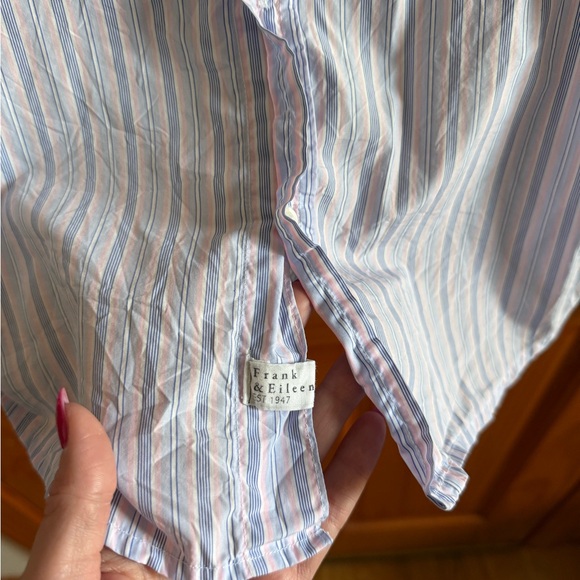 Frank & Eileen Barry Superlux Button Up Women’s Size Small Pink/Blue - Picture 7 of 8